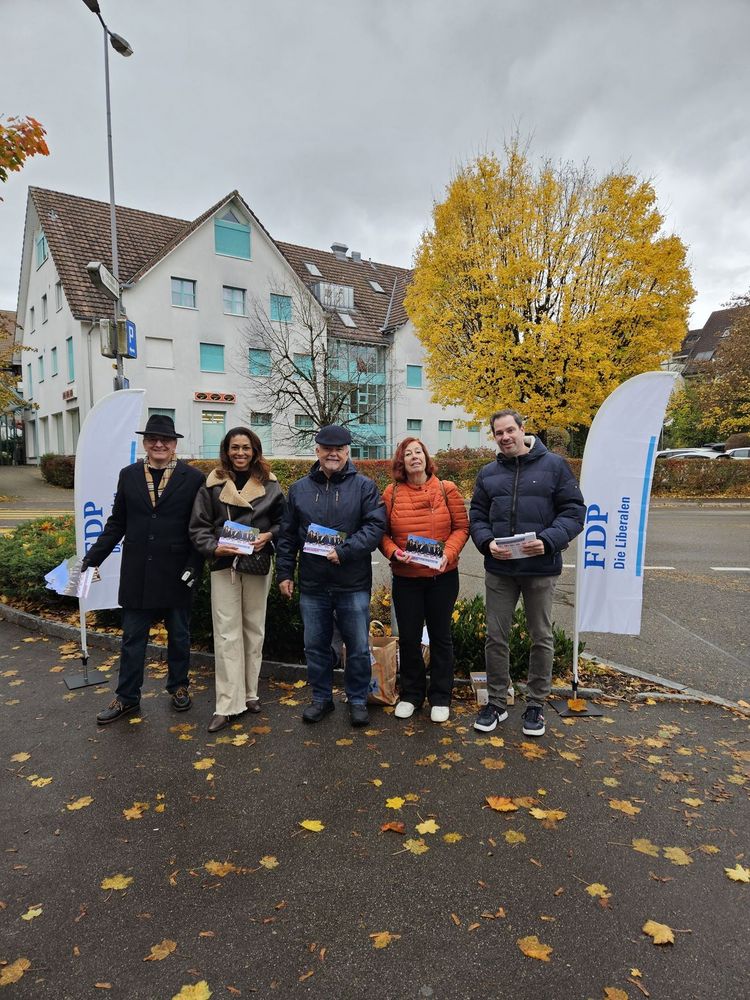 Gelungener Wahlauftakt trotzt Regen und Kälte